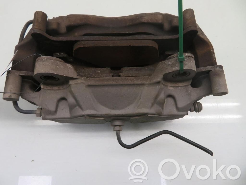 Audi A4 S4 B9 Bremssattel vorne 