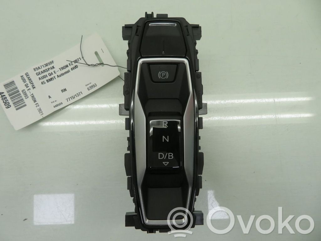 Audi Q4 e-tron Wybierak biegów 