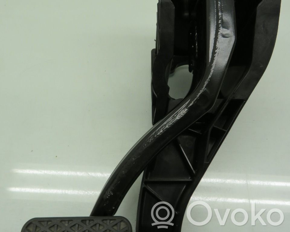 BMW iX Assemblage pédale
