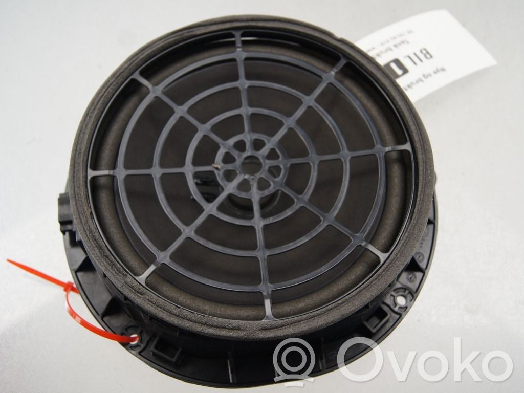 Audi A4 S4 B9 Etuoven kaiutin
