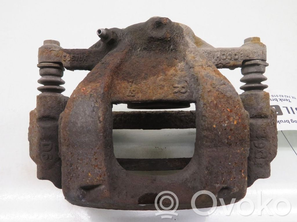 Toyota Avensis T270 Pinza del freno anteriore 