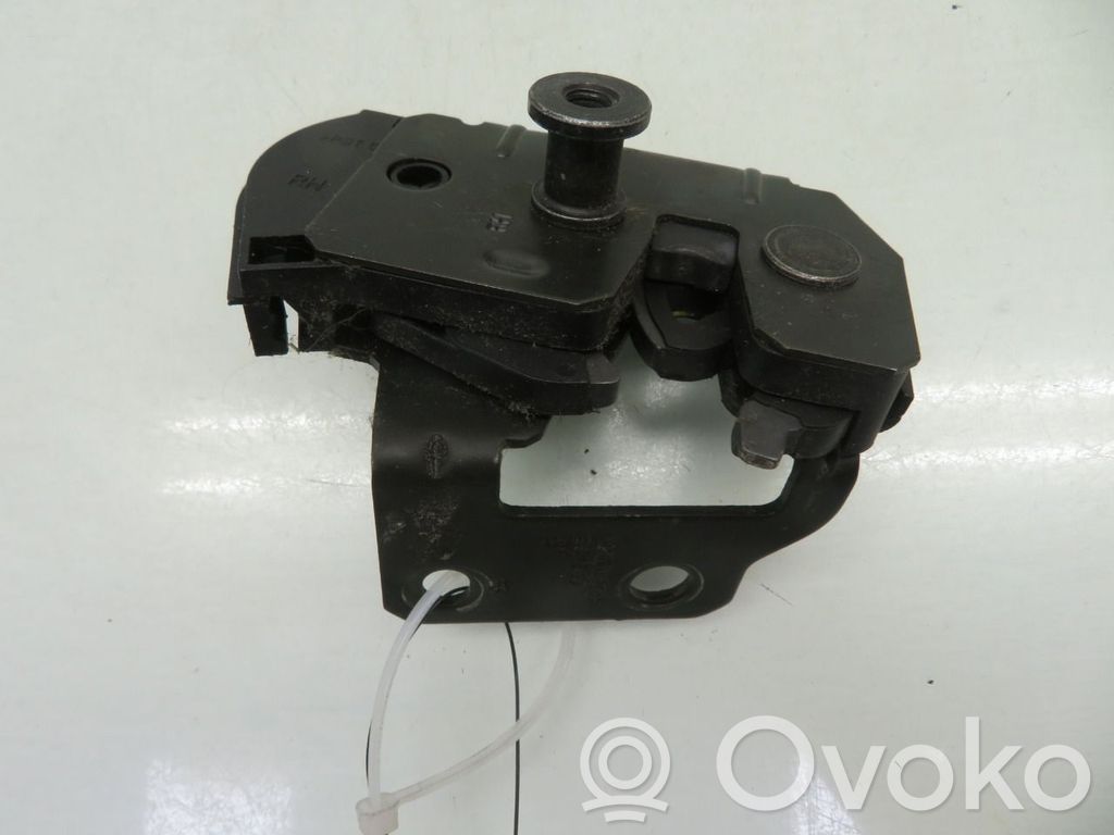 Volvo XC90 Tailgate lock latch