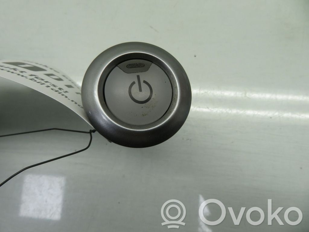 Nissan Leaf II (ZE1) Interruttore a pulsante start e stop motore 