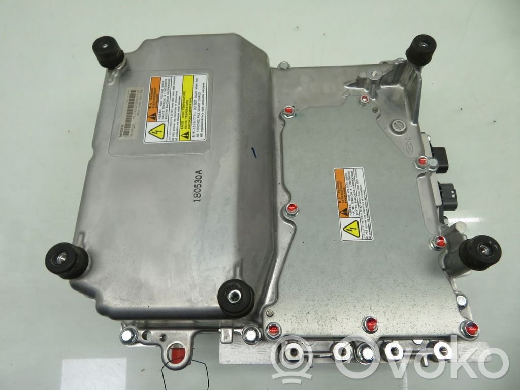 Mitsubishi Outlander Inversor/convertidor de voltaje 