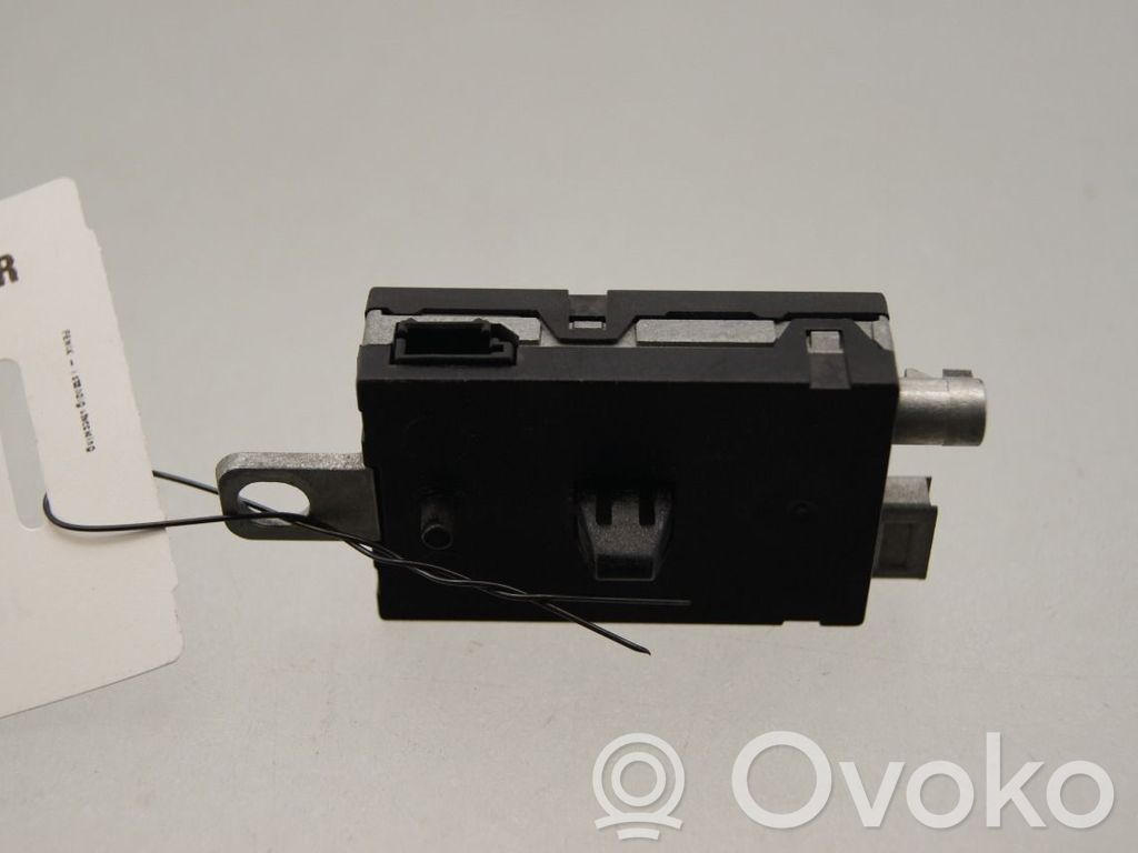 Volvo V60 Amplificatore antenna 