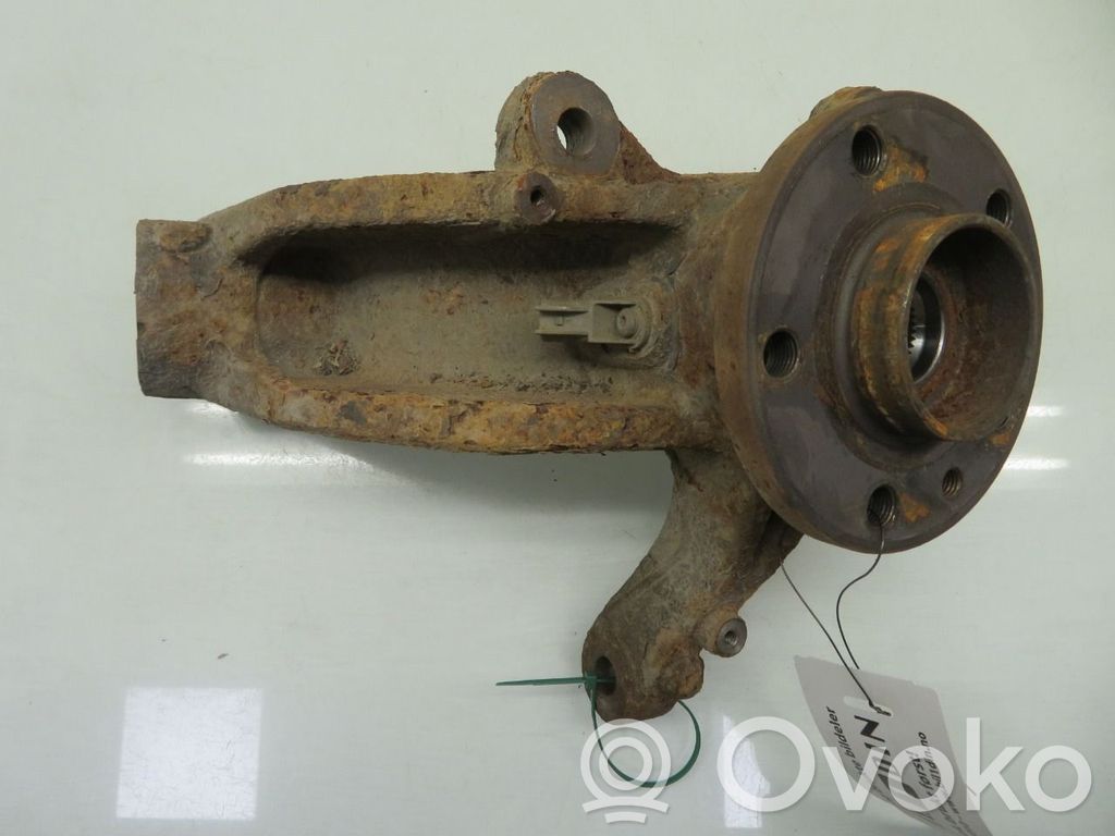 Volvo XC60 Achsschenkel vorne 