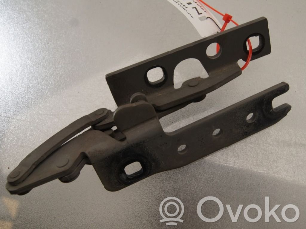 Engine bonnet/hood hinges   41617210671,41617210671