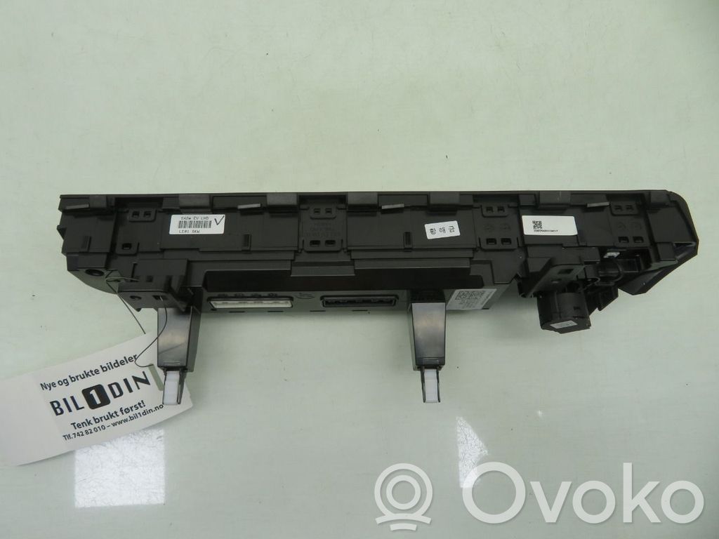 Hyundai Kona II Panel klimatyzacji / Ogrzewania 