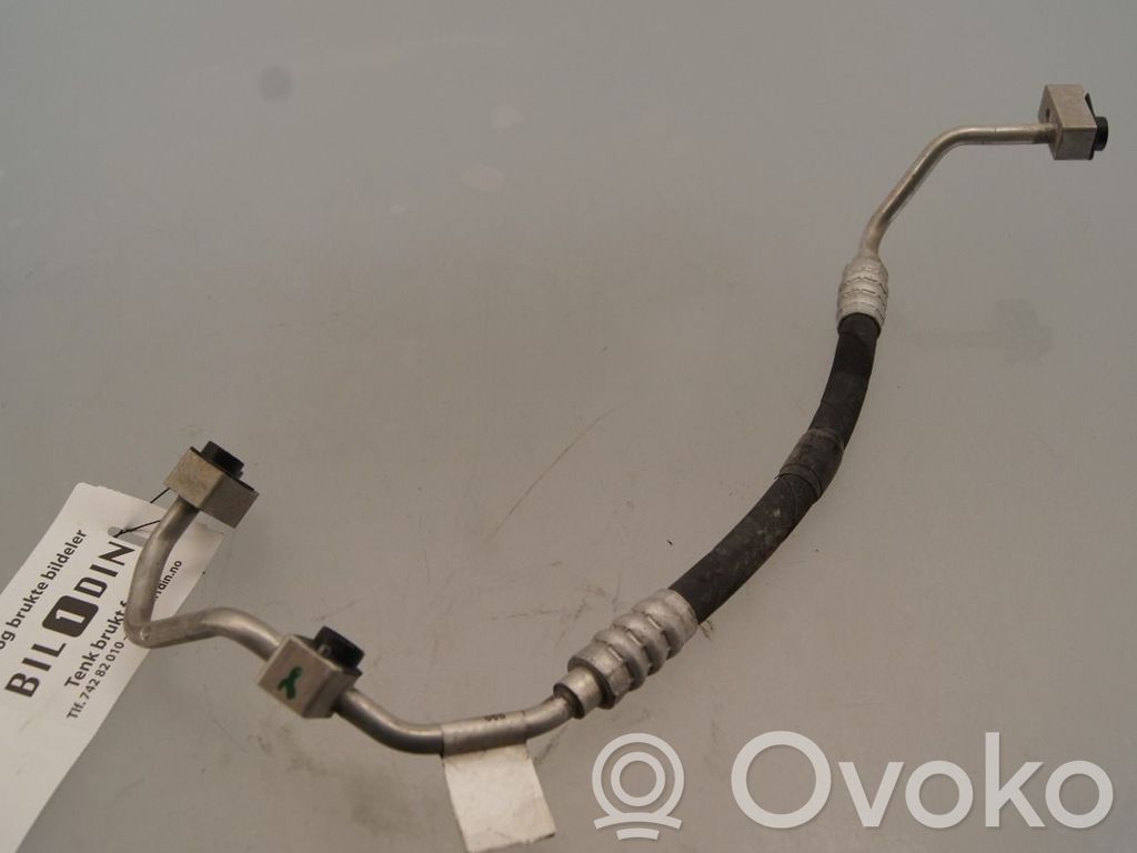 Volkswagen ID.4 Ilmastointilaitteen putki (A/C)