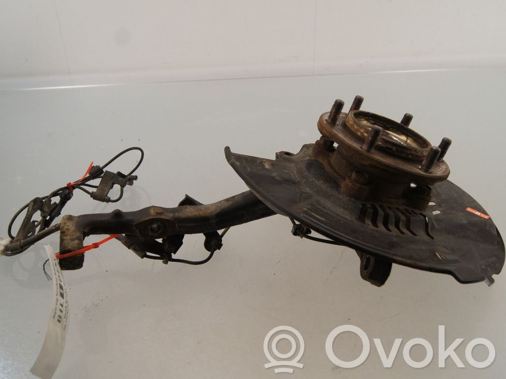 Toyota Hilux VIII Fuzetă butuc roată față 