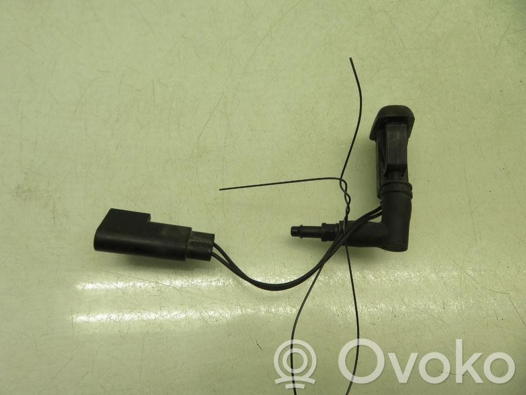 Ford Mondeo MK V Duză spălare far 