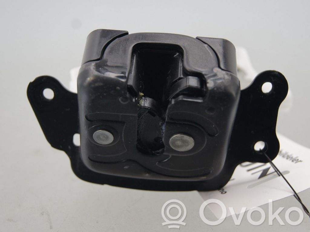 Toyota Yaris Cross Blocco chiusura del portellone