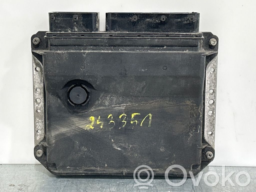 Toyota Avensis T270 Komputer / Sterownik ECU silnika 