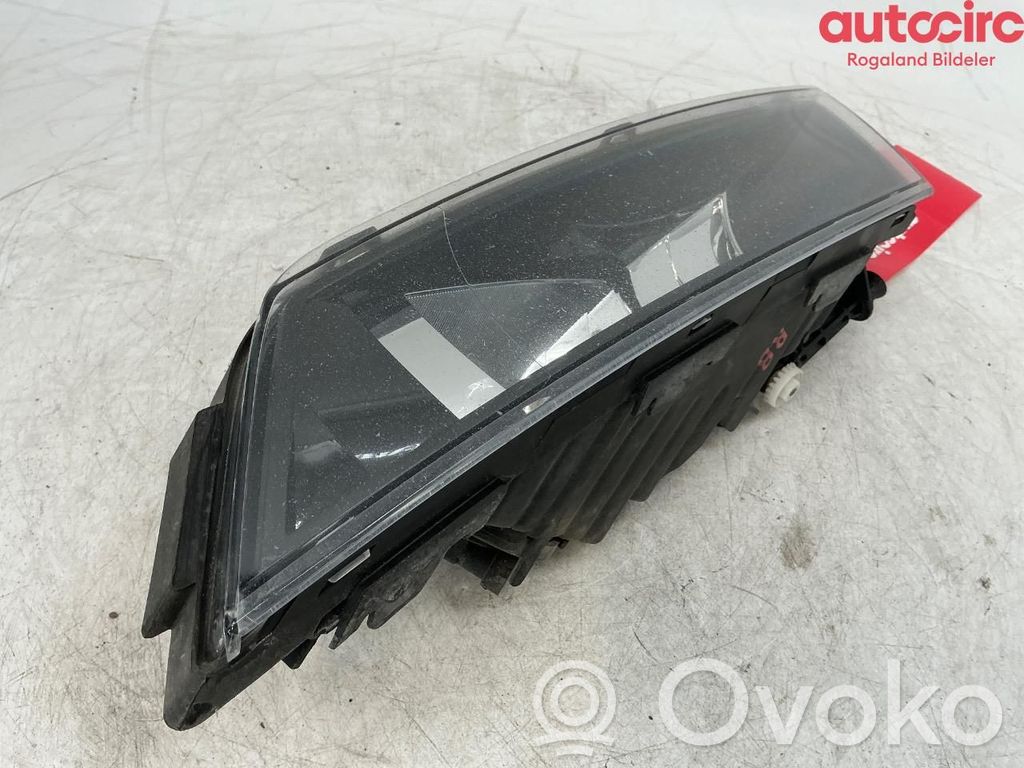 Skoda Superb B8 (3V) Proiector ceață 