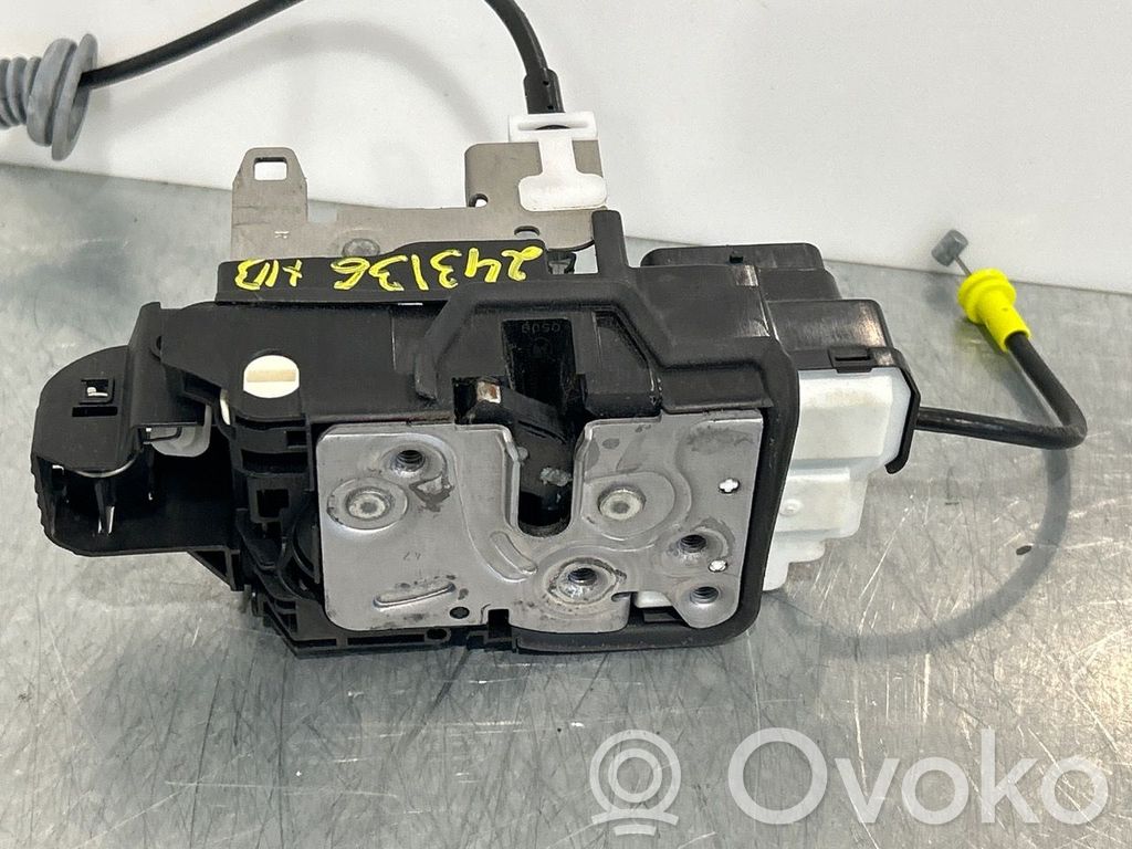 Volvo S90, V90 Serratura portiera posteriore 