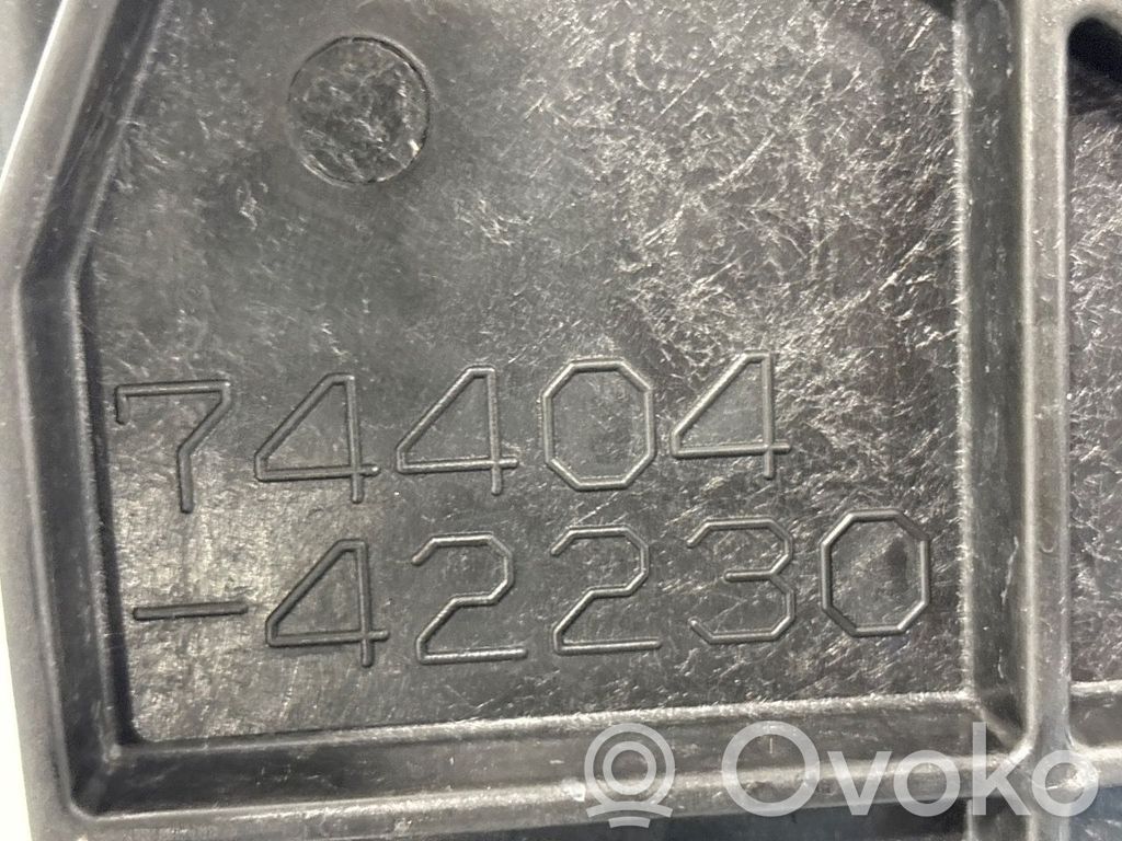 Akkulaatikon alusta   7440442230,7440442230,7440442230,7440442230