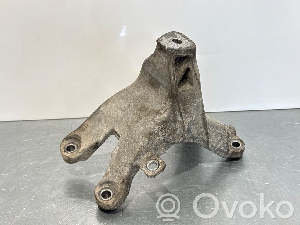 Engine mount bracket   8K0199308BD,8K0199308BT,8K0199308BT,8K0199308BD,8K0199308BT