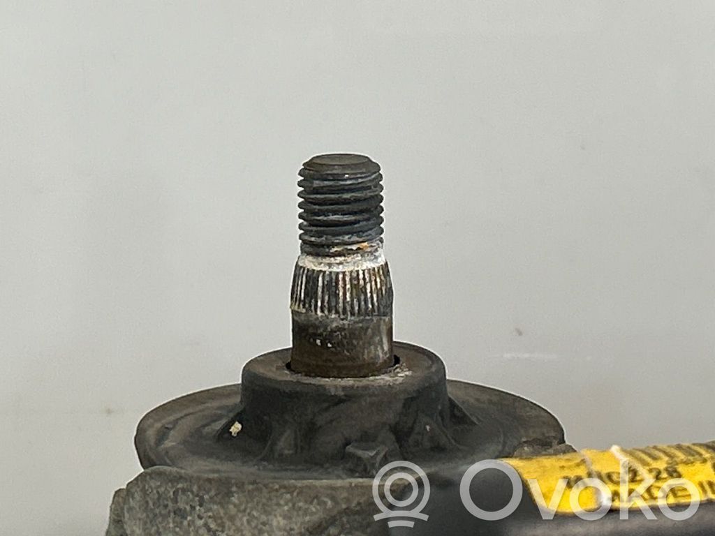 Nissan Note (E12) Moteur d'essuie-glace 