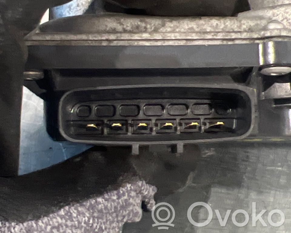 Toyota Yaris Przepustnica