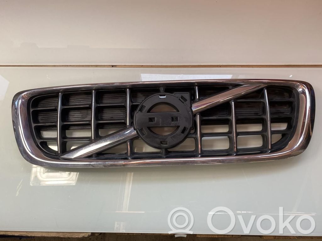 Volvo V70 Grille de calandre avant