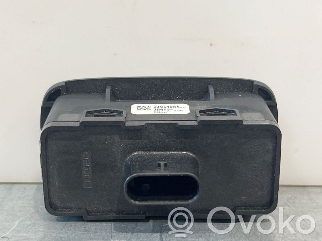 Interruptor para abrir la puerta trasera   31674801,31674801,31674801,31674801