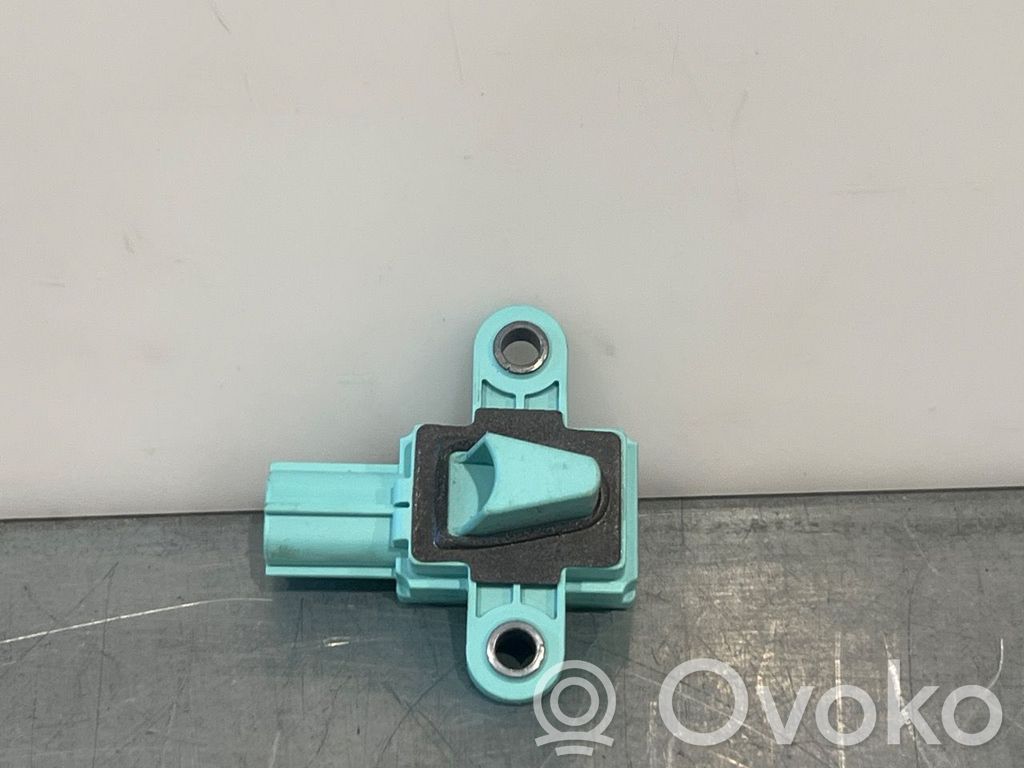 Audi A4 S4 B8 8K Sensore d’urto/d'impatto apertura airbag