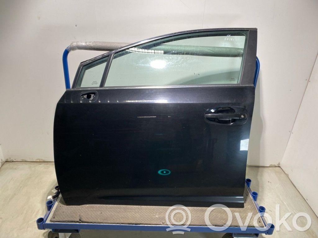 Toyota Avensis T270 Drzwi przednie