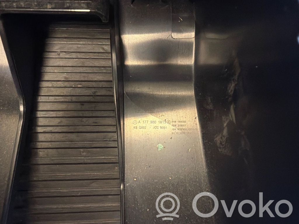 Mercedes-Benz EQB Interruptor de control multifunción 