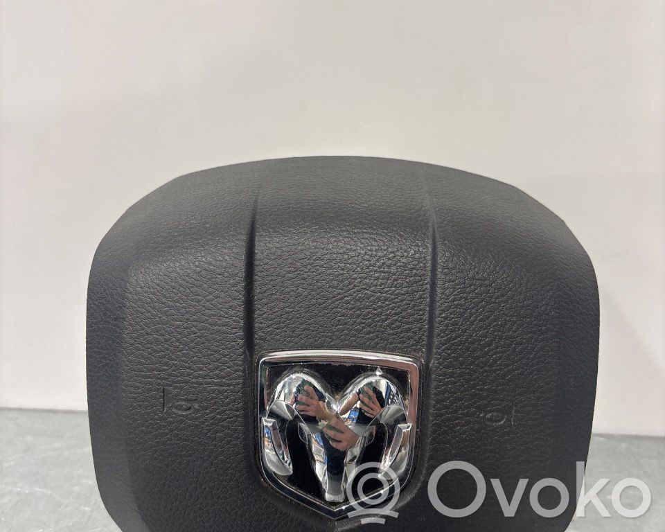 Dodge RAM 1500 DS Ohjauspyörän turvatyyny 