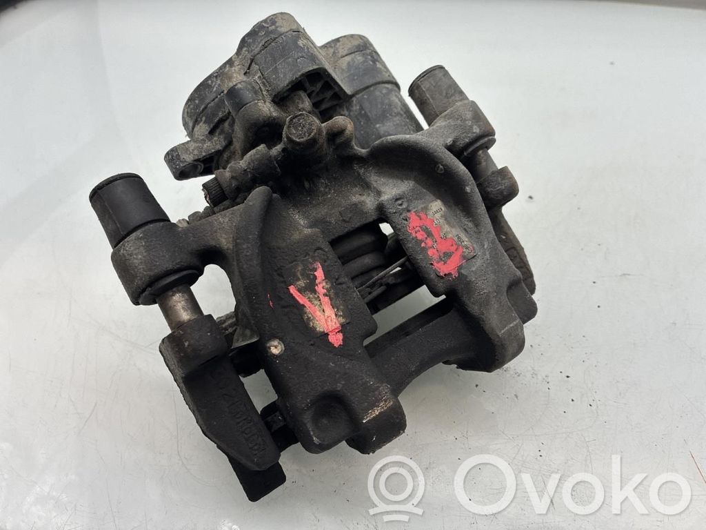 Ford Mondeo MK V Pinza del freno posteriore