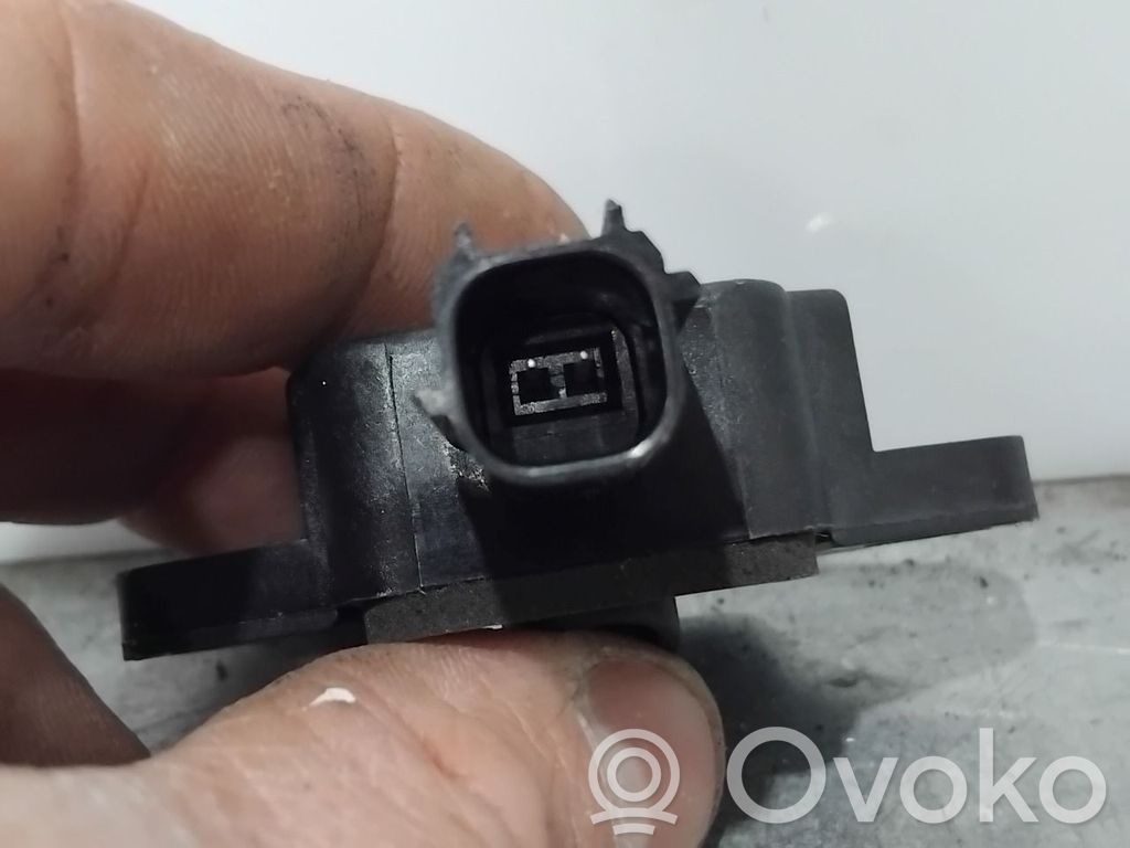 Tesla Model S Senzor impact/declanșare airbag 