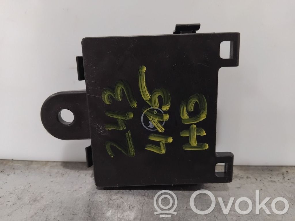 Tesla Model S Centralina/modulo portiere