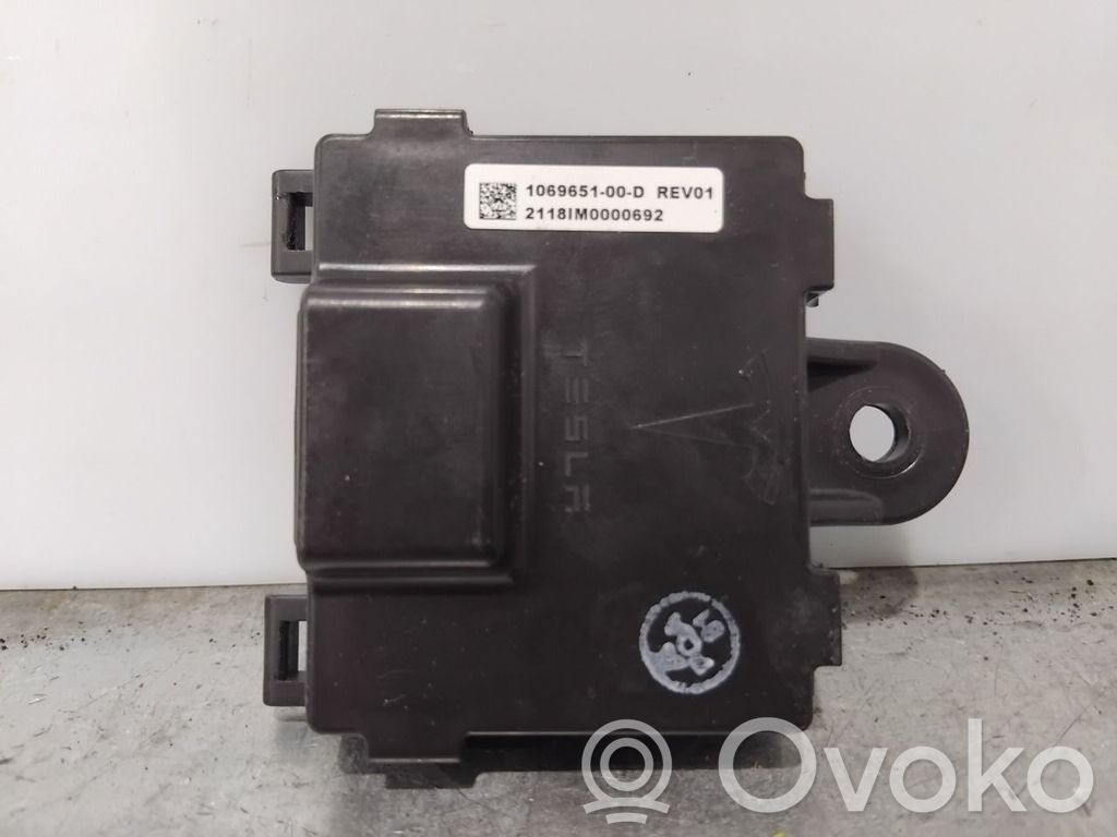 Tesla Model S Unitate/modul comandă uși 