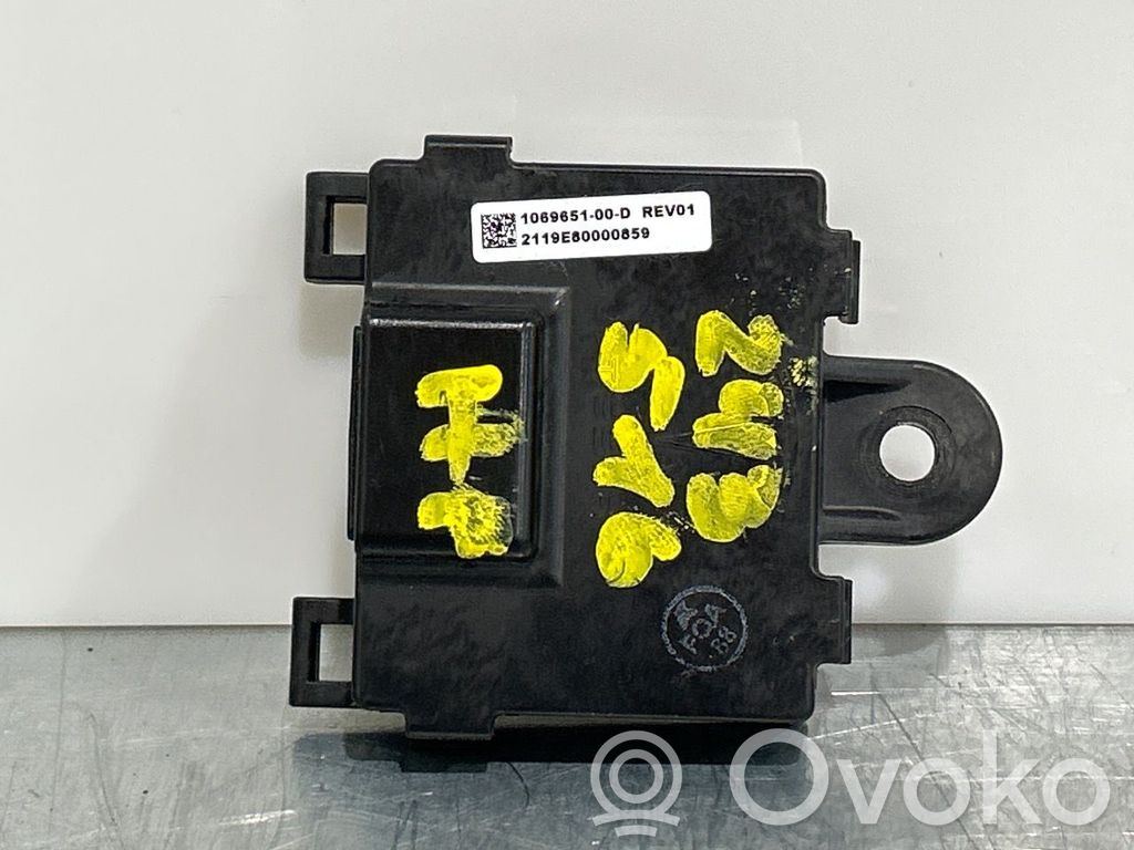 Tesla Model S Unitate/modul comandă uși 