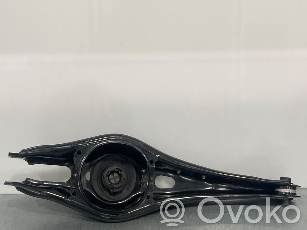 Skoda Octavia Mk4 Bras de contrôle arrière