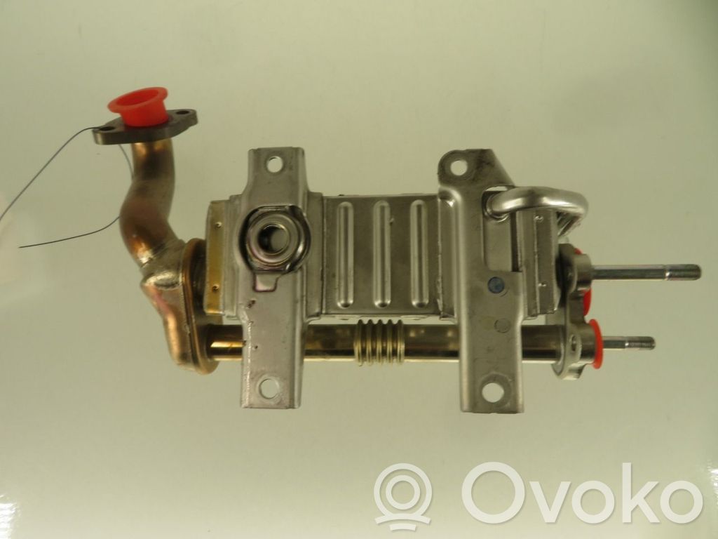 Toyota RAV 4 (XA30) Refroidisseur de vanne EGR