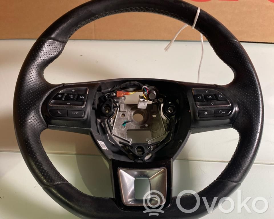 Volante   10368141,10368141,11237272PHD,10368141,10960935PHD,11237272PHD