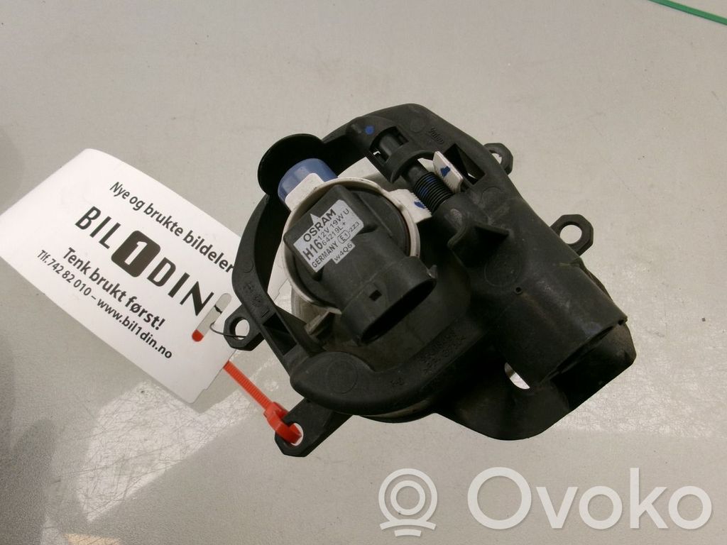 Toyota Auris E180 Feu antibrouillard avant