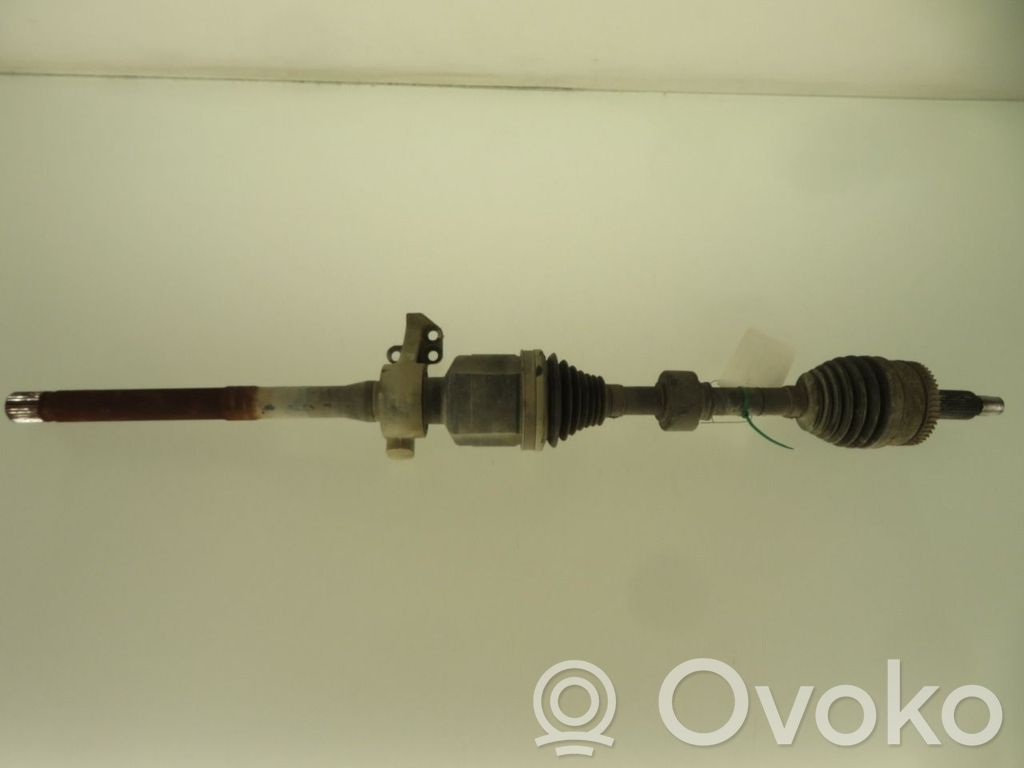 Etuvetoakseli   495012Y060,495012Y060