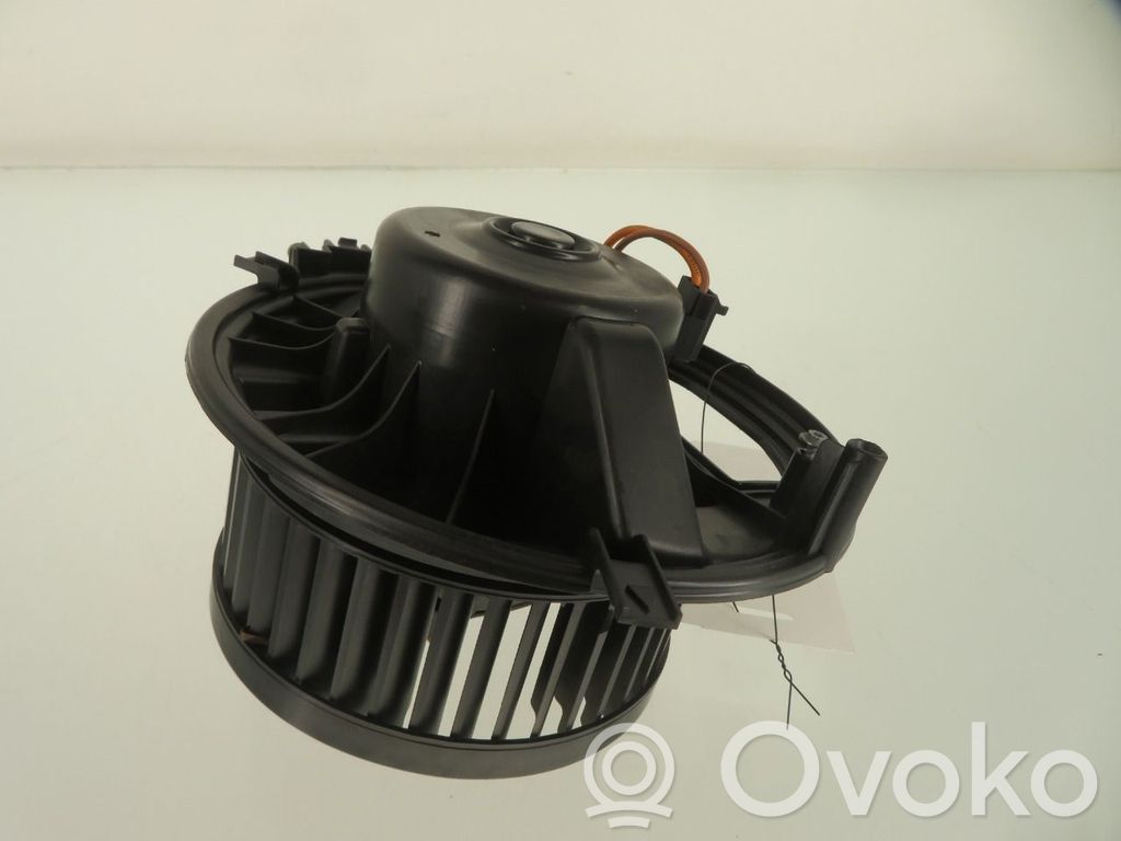 Skoda Superb B8 (3V) Ventilator aerotermă 