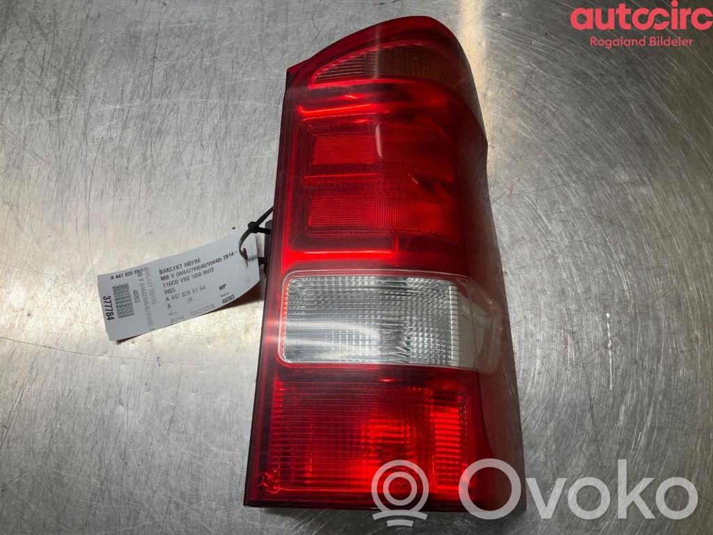 Mercedes-Benz Vito Viano W447 Rückleuchte Heckleuchte 