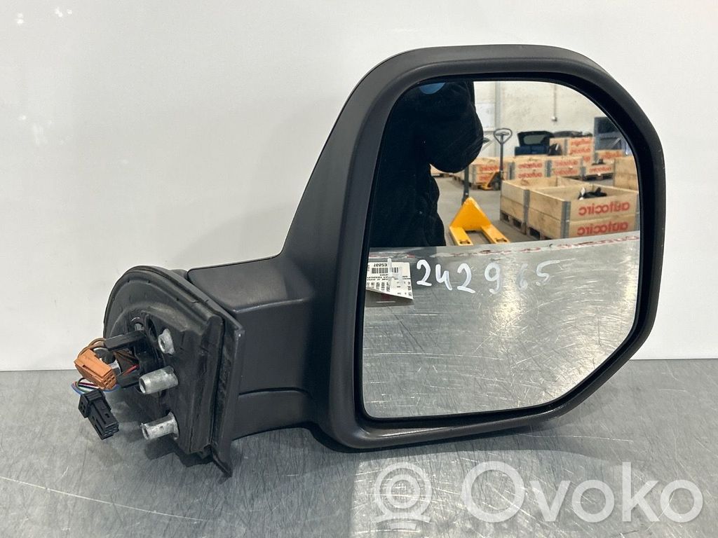 Peugeot Partner Specchietto retrovisore elettrico portiera anteriore