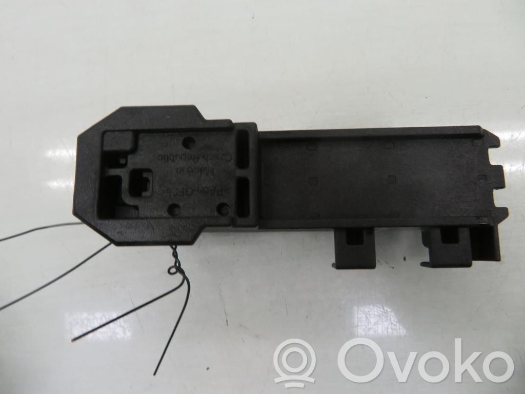 Audi A4 S4 B9 Unidad de control/módulo del control remoto