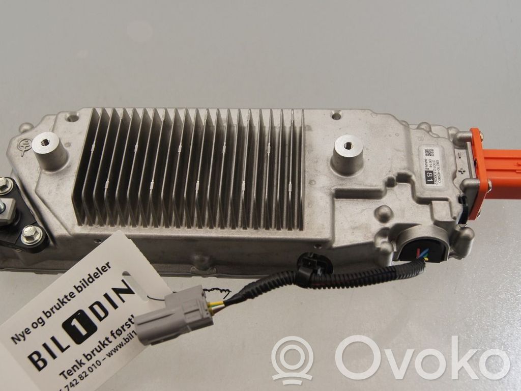 Toyota RAV 4 (XA50) Convertitore di tensione inverter