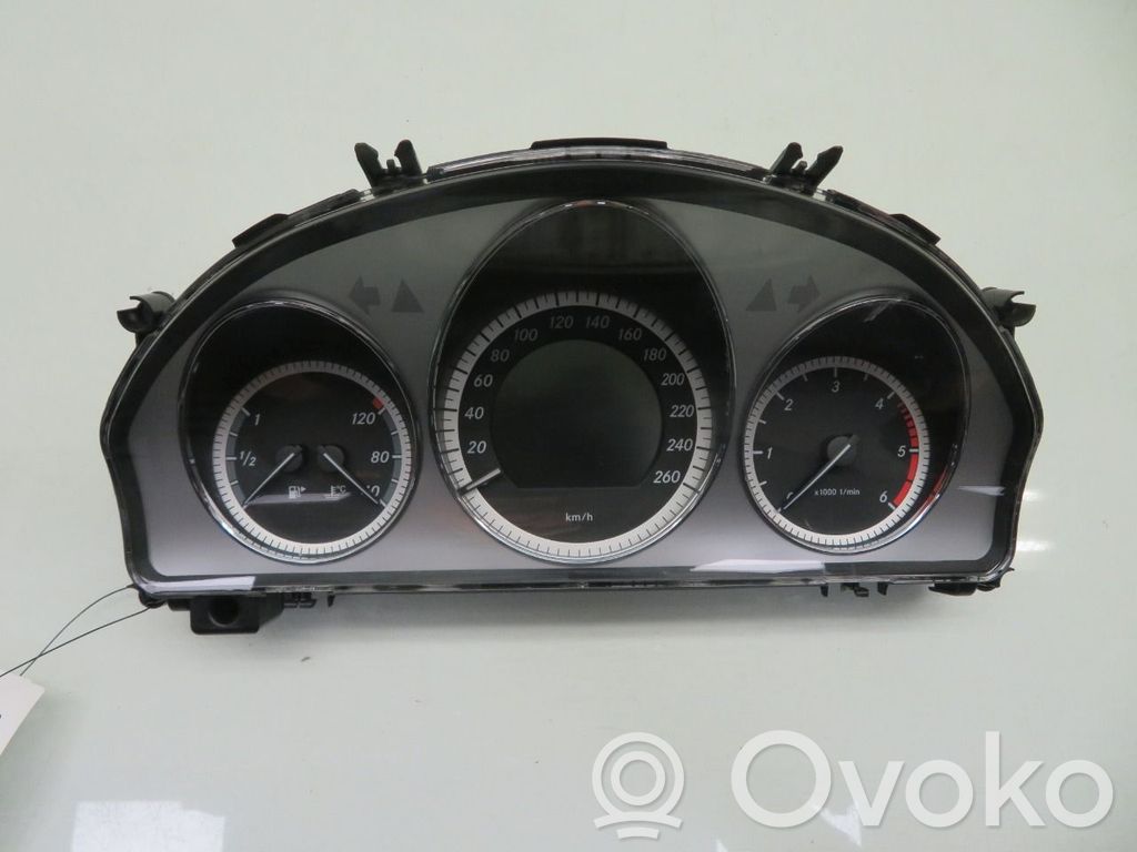 Mercedes-Benz GLK (X204) Tachimetro (quadro strumenti)