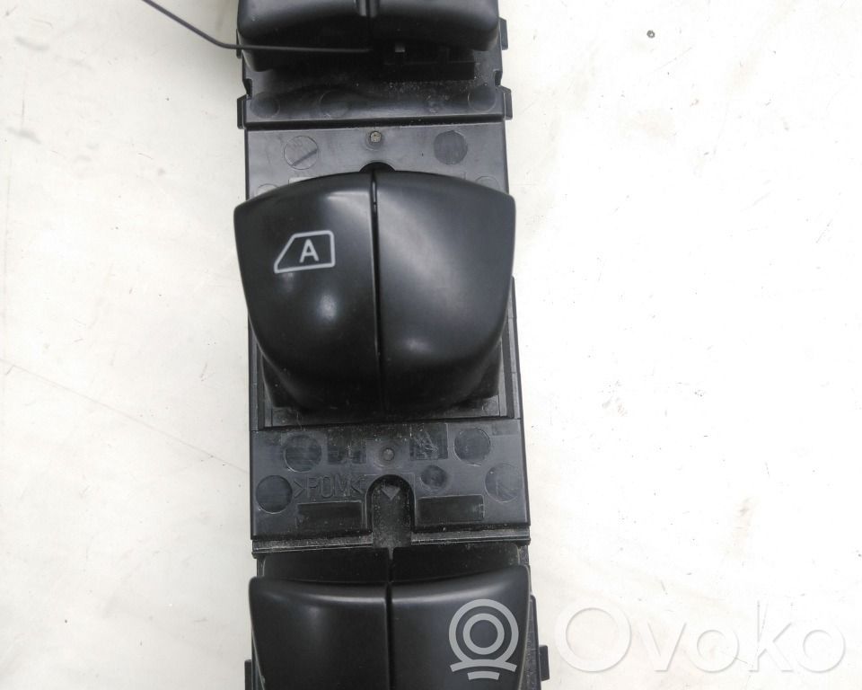 Nissan Qashqai Schalter el. Fensterheber 
