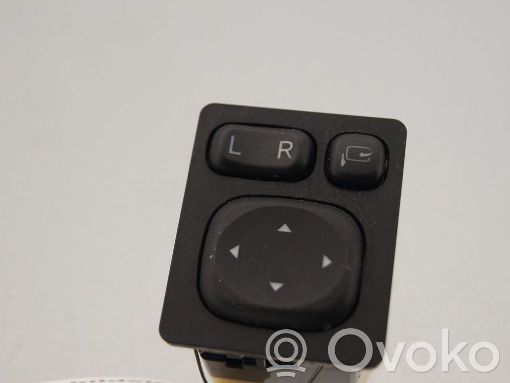 Toyota Auris E180 Wing mirror switch