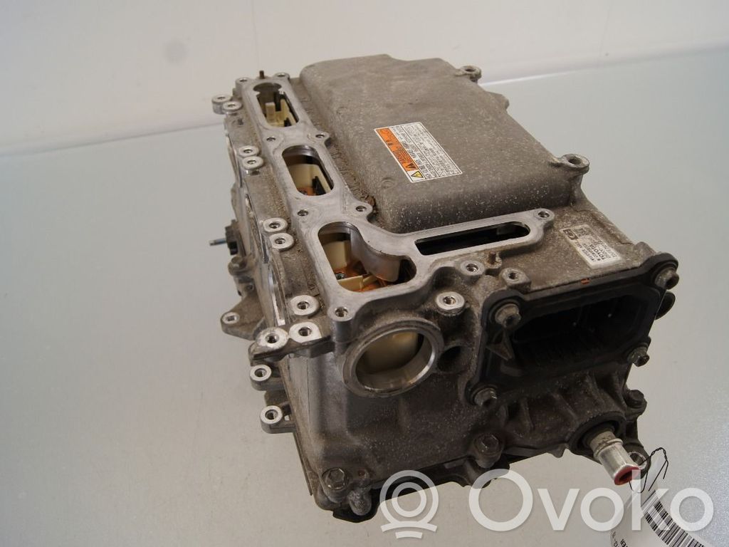 Toyota Auris E180 Convertitore di tensione inverter 