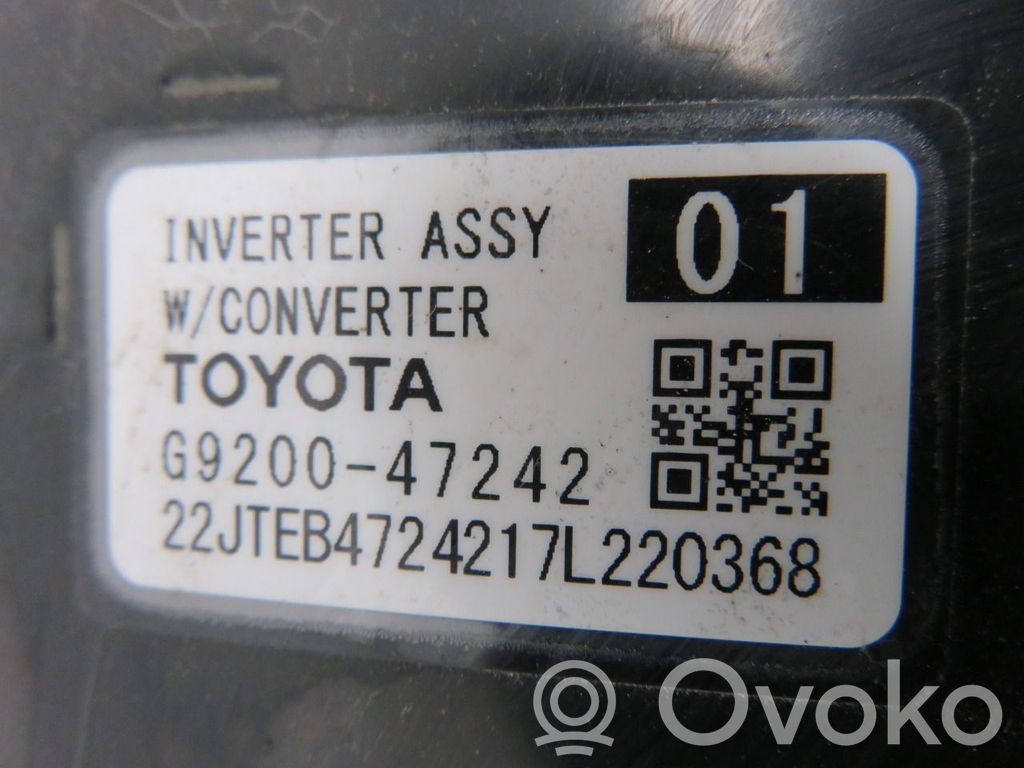 Toyota C-HR I Convertisseur / inversion de tension inverseur 