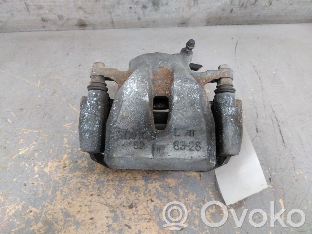 Toyota Auris E180 Étrier de frein avant